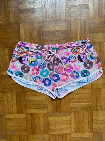 Short rose donuts Undiz