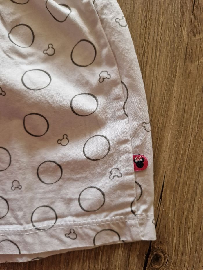 Robe MinnieMarque Disney Baby
Taille 6/9 mois
Pressions dans le dos
#priscille9MoisFille - photo numéro 3