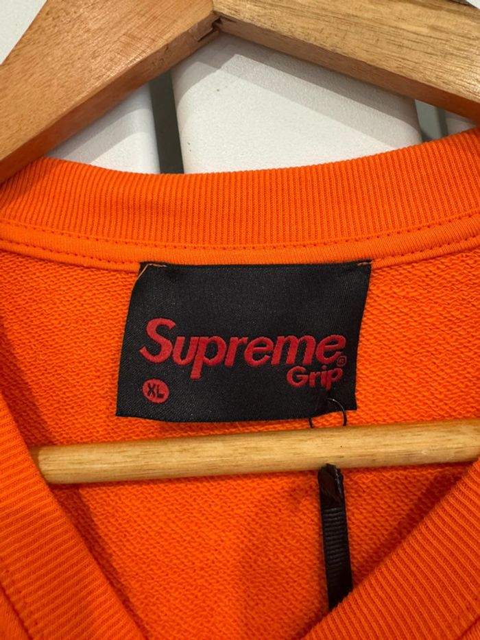 Pull / Sweat orange Supreme Taille XL - photo numéro 4