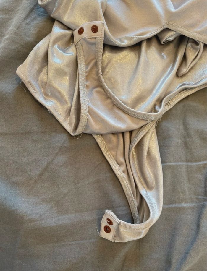 Body argenté - photo numéro 3