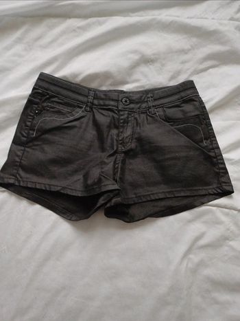 Short noir effet huilé taille 40 pimkie