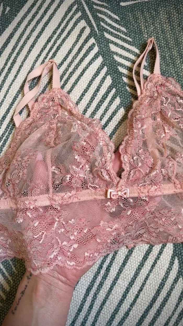 Bralette en dentelle Taille S 🧡 - photo numéro 4