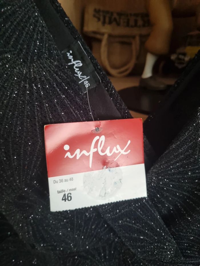 Robe de fêtes neuve taille 46 - photo numéro 4