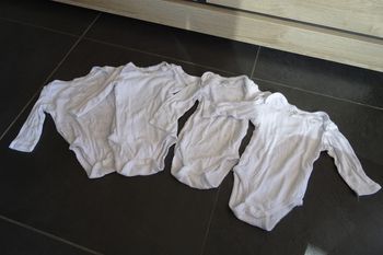 Lot de 4 bodies Kiabi