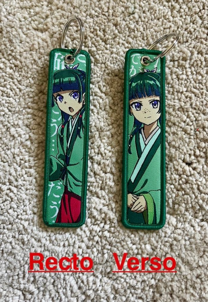 Un porte clés brodé « Les carnets de l’apothicaire » neuf