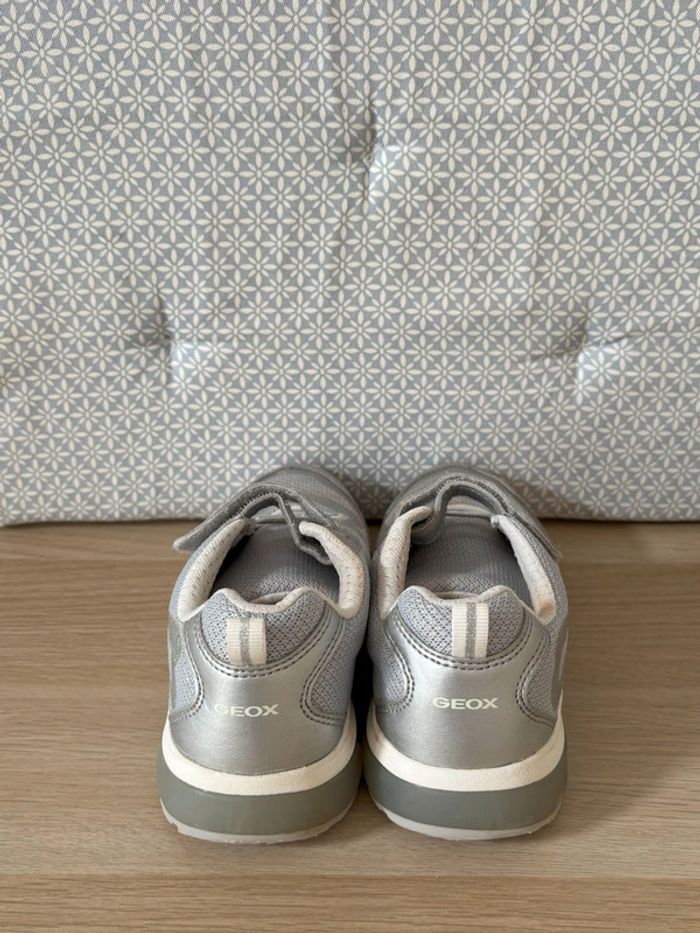 Baskets "Android Silver" (Pointure : 31) - photo numéro 3