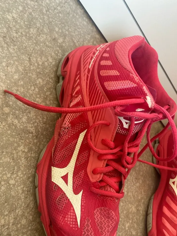 Basket Mizuno lightning Z4 - photo numéro 4
