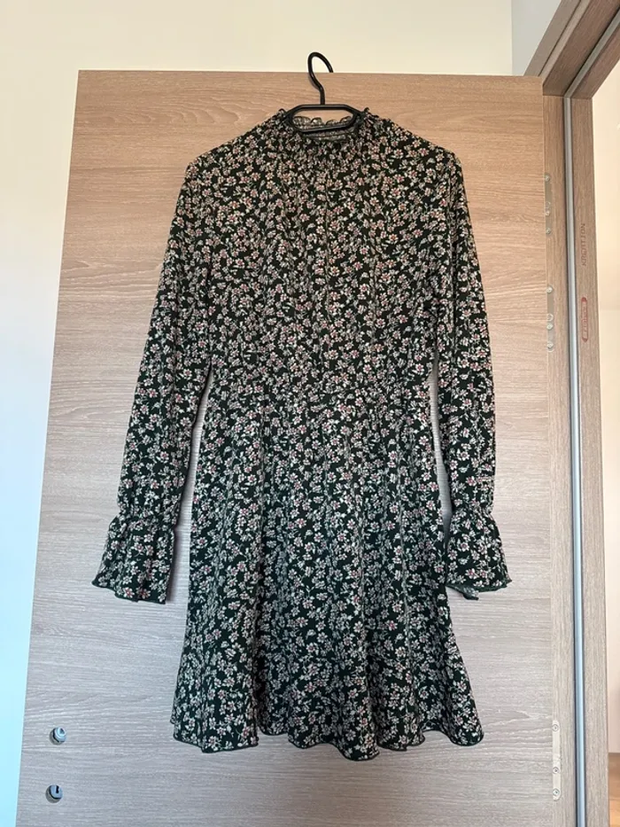 Robe avec col