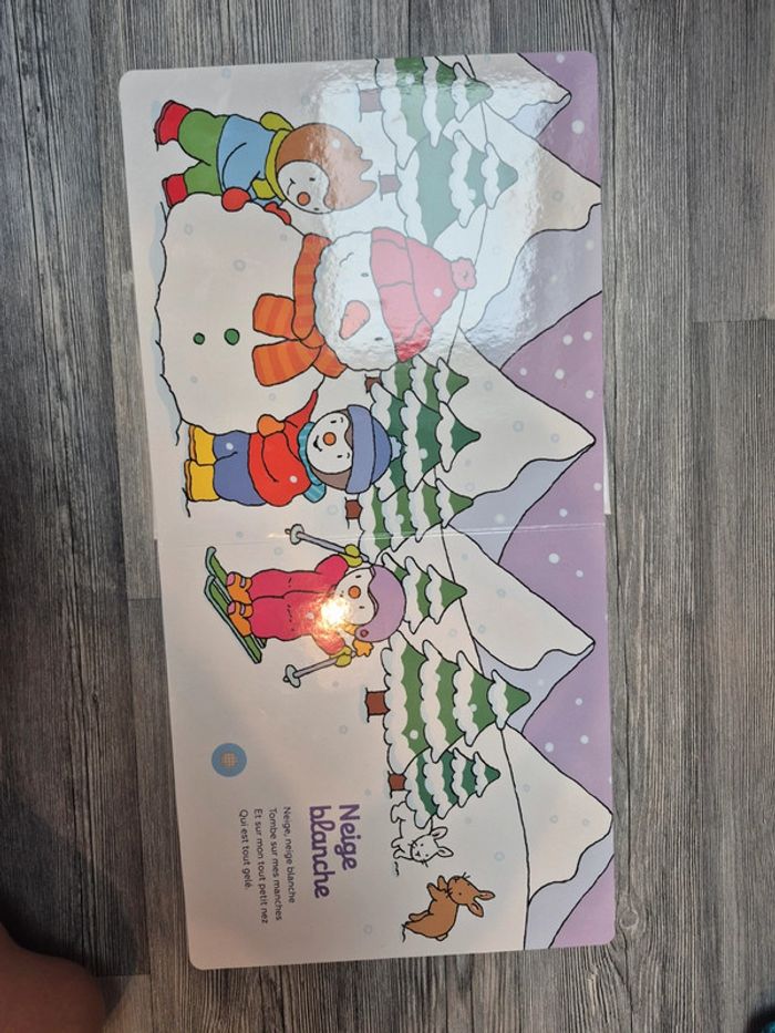 Livre Tchoupi chansons de Noël - photo numéro 4