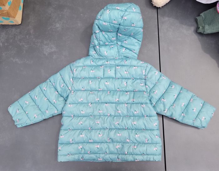 Doudoune fille 18 mois - photo numéro 2