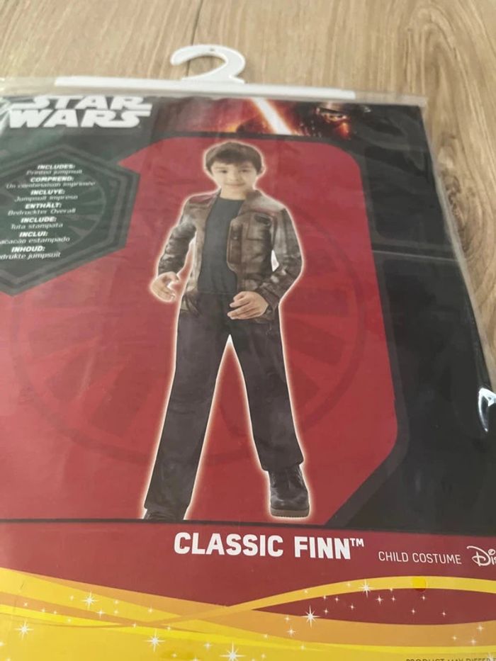 Déguisement enfant Star Wars Classic Finn neuf taille 7-8 ans - photo numéro 3