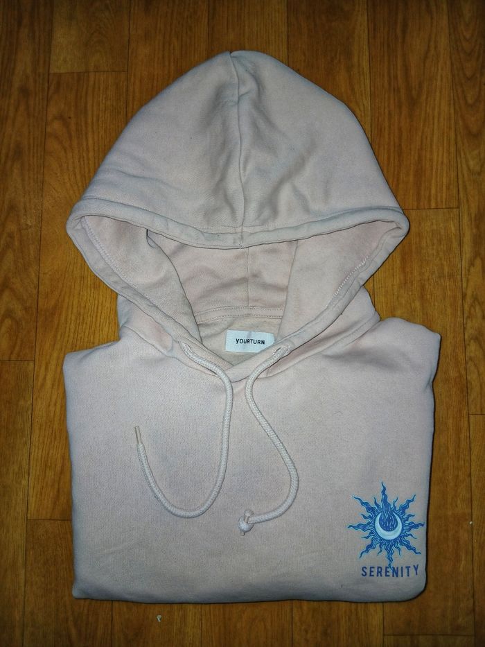 YOURTURN hoodie beige – gros visuel au dos