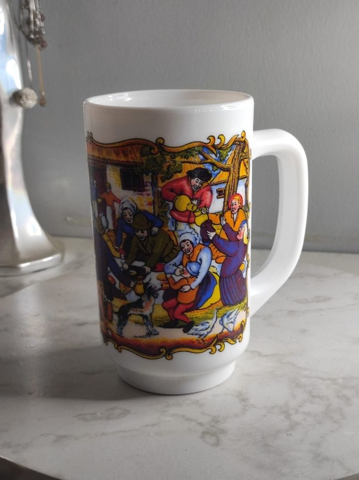 Tasse décor renaissance - photo numéro 2