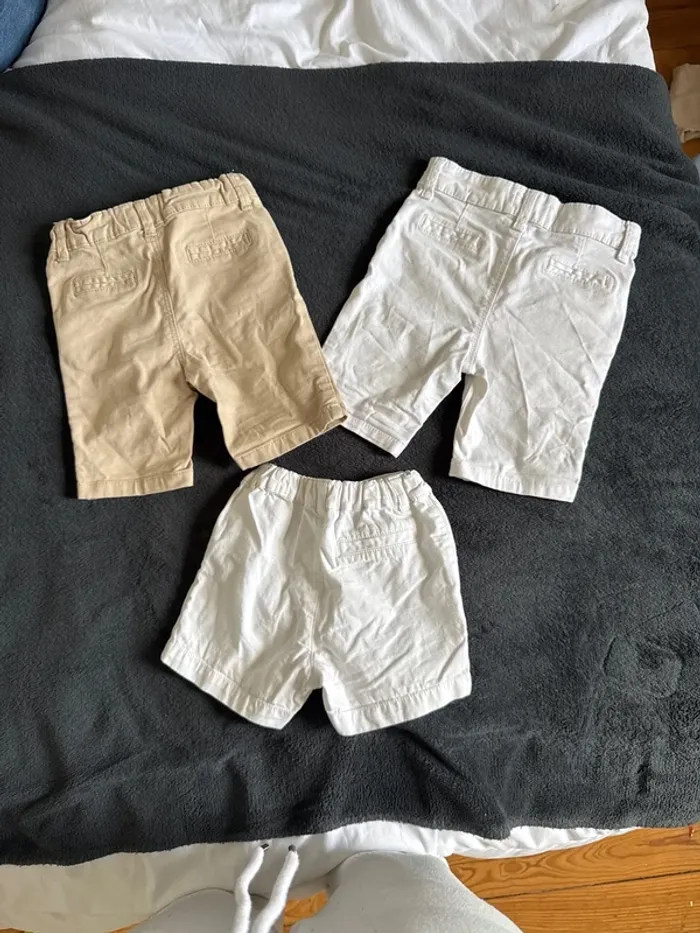 Lot de 3 short Primark 12/18 mois - photo numéro 2