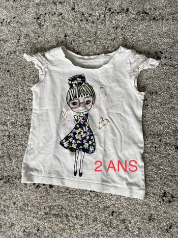 T-shirt fille 2 ans