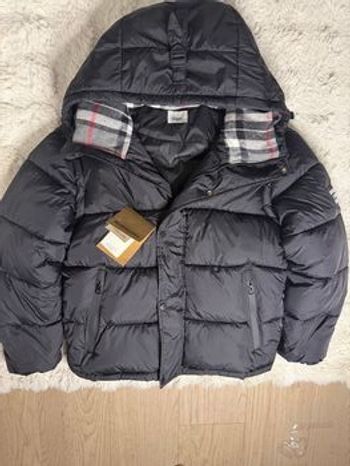 Doudoune Burberry noir 