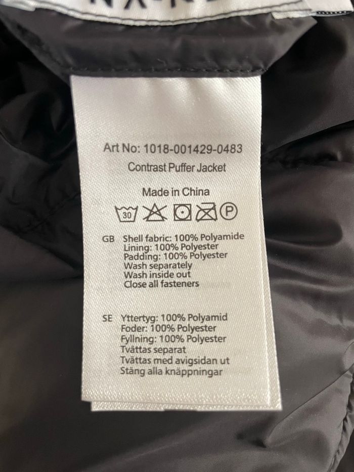 Doudoune noire et rouge - photo numéro 7