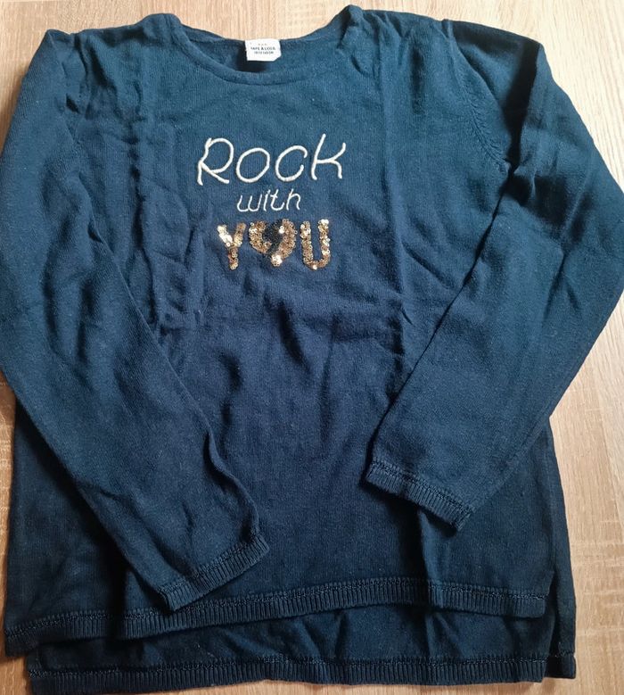 Pull - 10 ans tape a l oeil