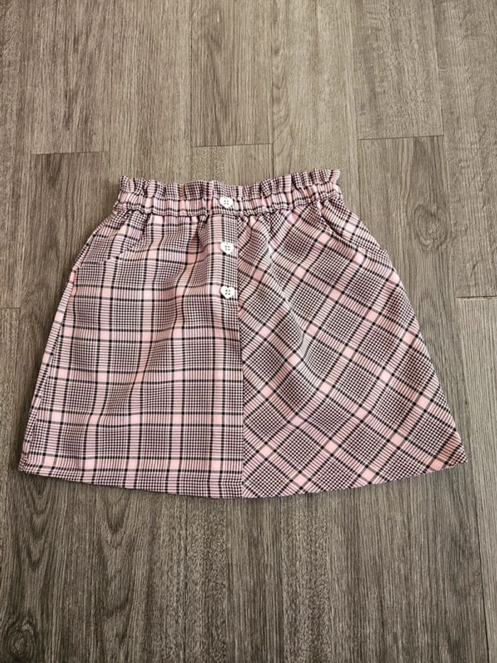 Jupe à carreaux taille 7 ans neuf