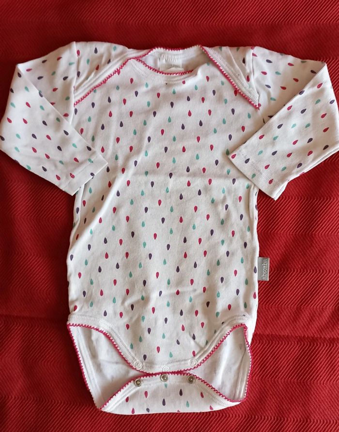 Lot 3 bodys absorba 12 mois