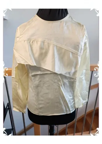 Blouse reserved