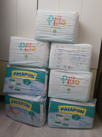 Lot couches bébé taille 2
