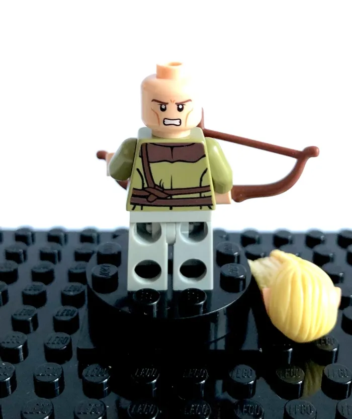 LEGO Seigneur des Anneaux - Legolas, olive green robe - photo numéro 7