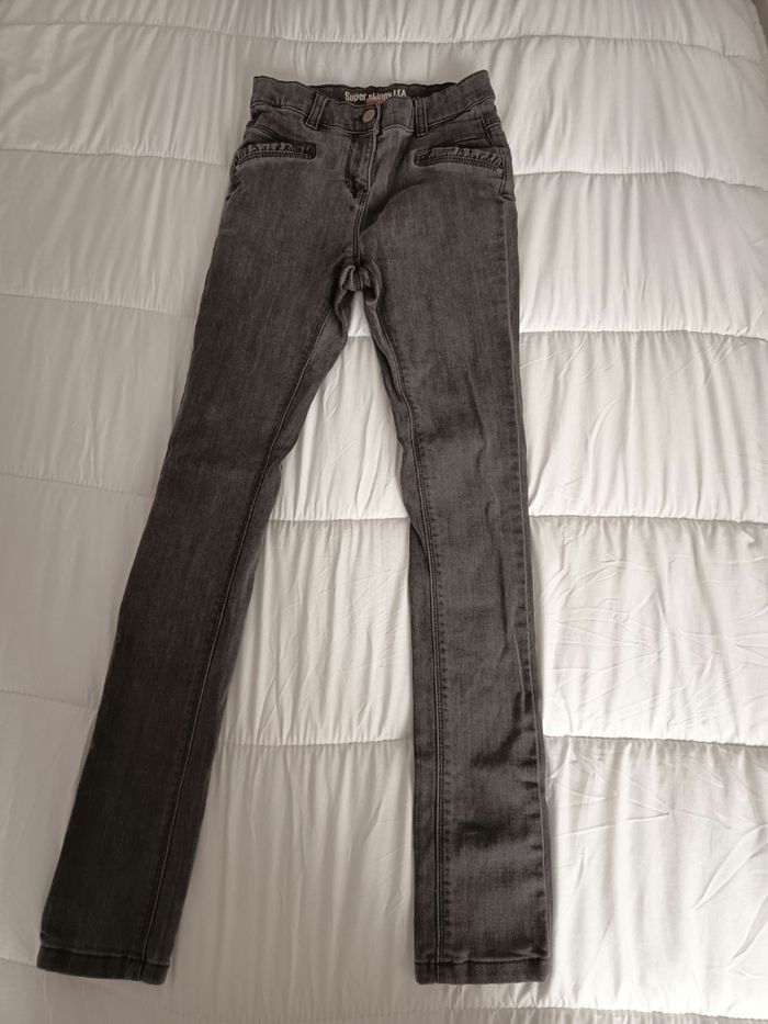 Jean tape à l'oeil gris super skinny