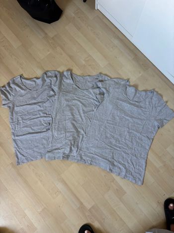 Tee shirt