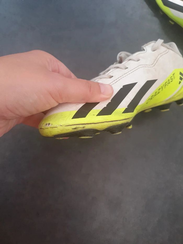 Crampons moulés football 35 - photo numéro 4