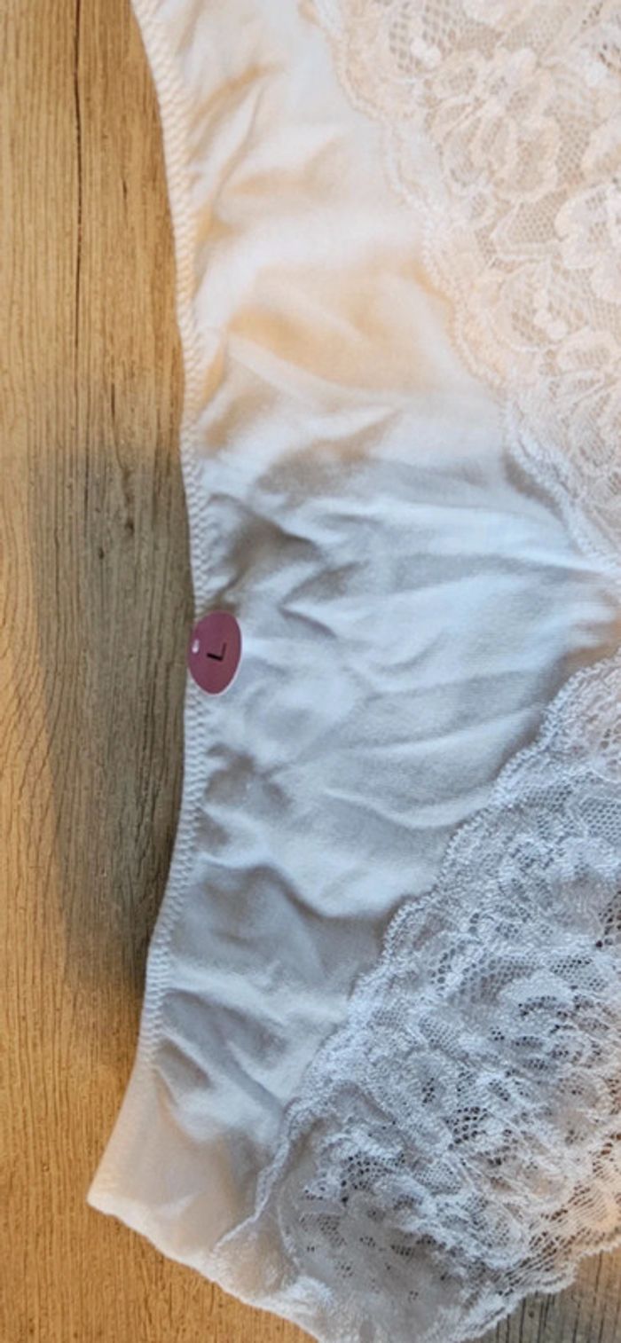 Culotte blanche avec dentelle, Kiabi, taille L, neuve - photo numéro 4