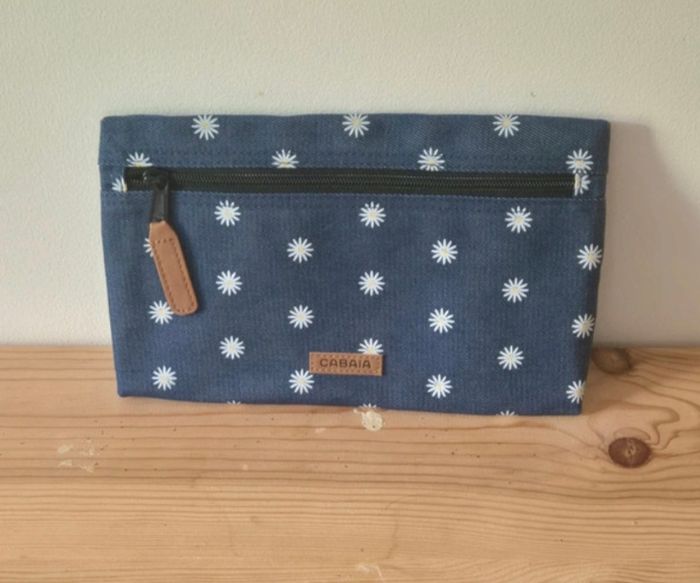 Pochette Cabaia neuve
