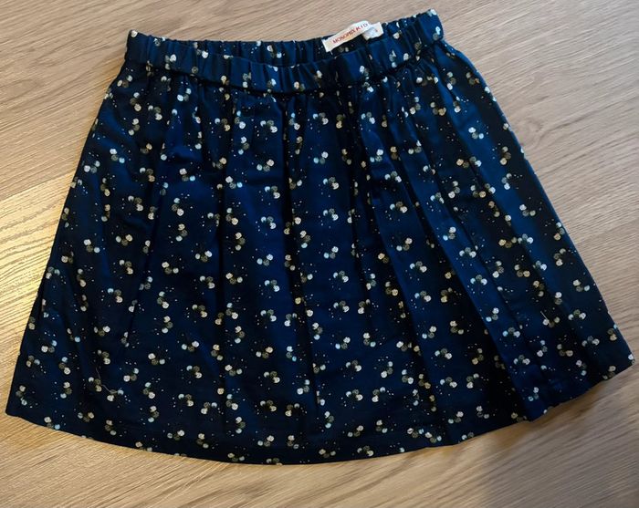 Jupe ,fille ,5 ans (Monoprix )