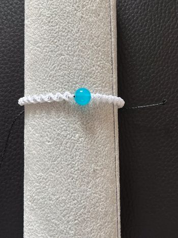 Bracelet réglable fait mains