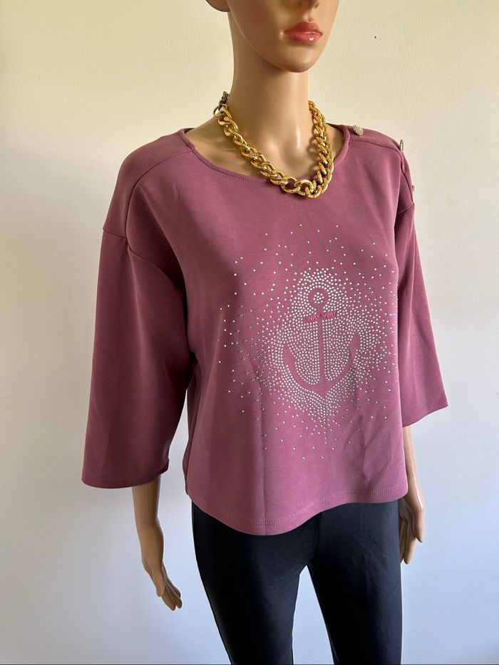 Pull sweat rose neuf avec strass Naf Naf taille S - photo numéro 2