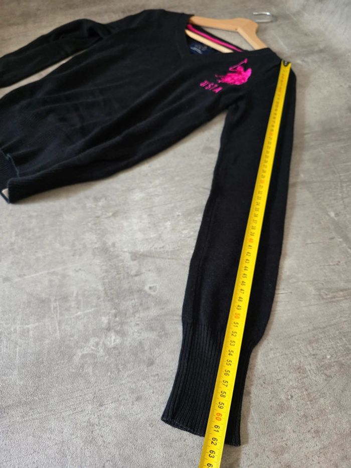Pull col V noir U.S. Polo Assn femme S – Logo rose brodé style chic casual - photo numéro 7