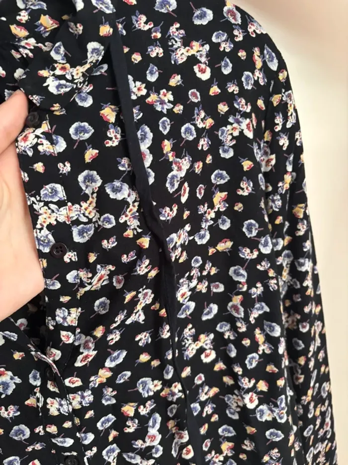 chemisier bershka fleuris élégant taille M - photo numéro 2