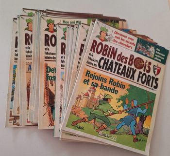 Lot de 28 magazines vintage "Robin des Bois et la fabuleuse histoire des châteaux-forts"
