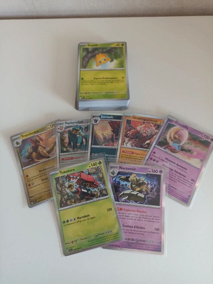 Lot 55 cartes Pokémon EV6.5