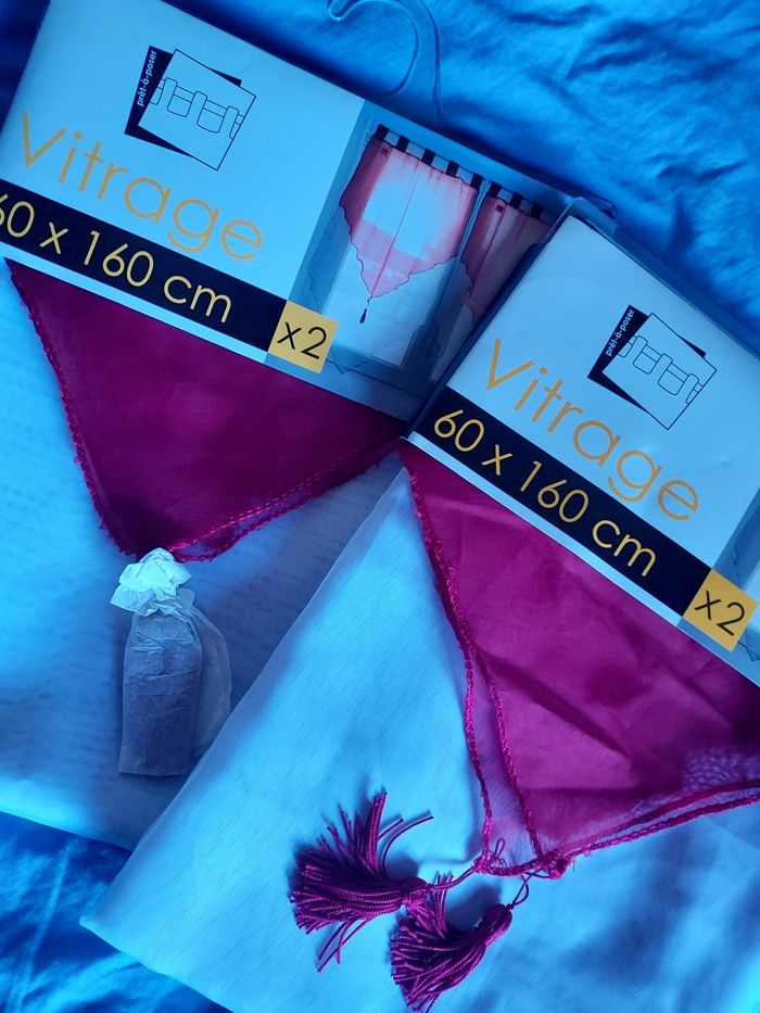 Rideaux pour 2 fenêtres - photo numéro 2