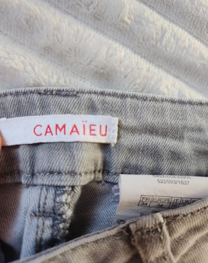 Jean skinny gris Camaïeu Taille 34 – Détail brillant - photo numéro 4