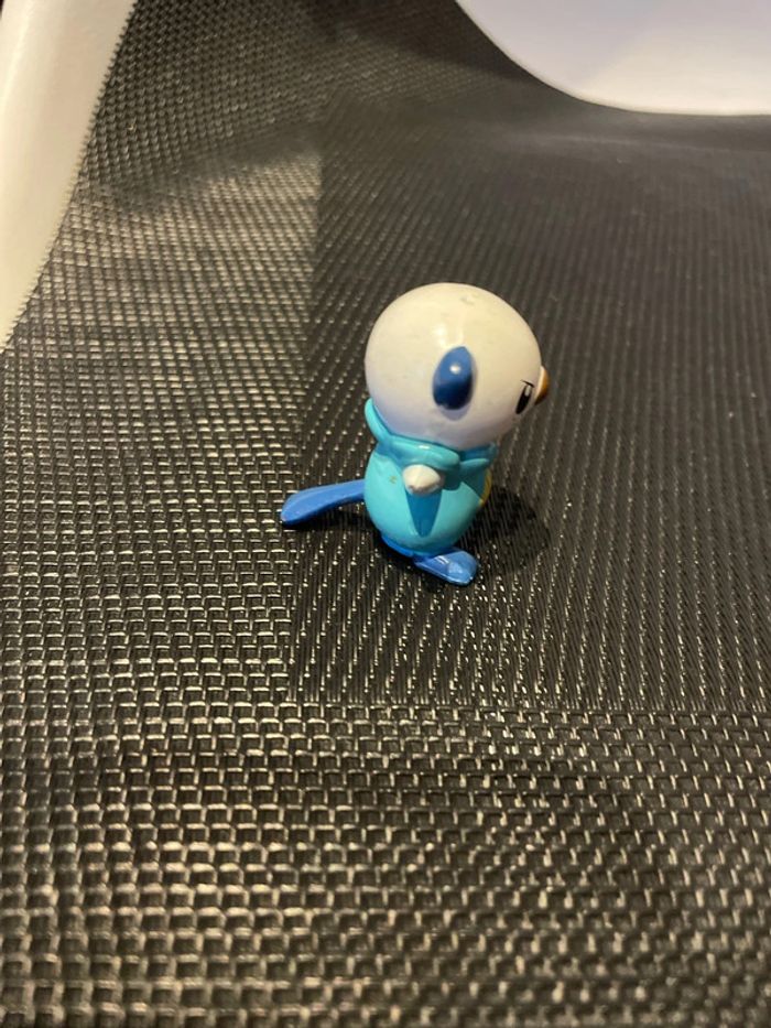 Figurine Moustillon Oshawott Pokémon Nintendo 4cm officiel - photo numéro 2