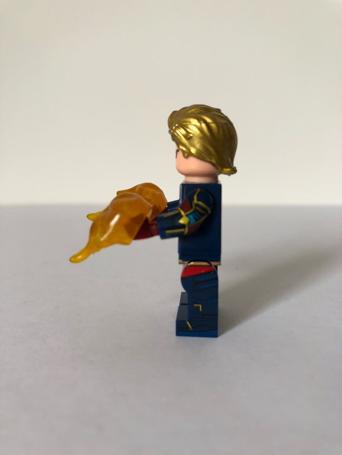 Figurine type lego Captain Marvel Les gardiens de la galaxie Marvel - photo numéro 2