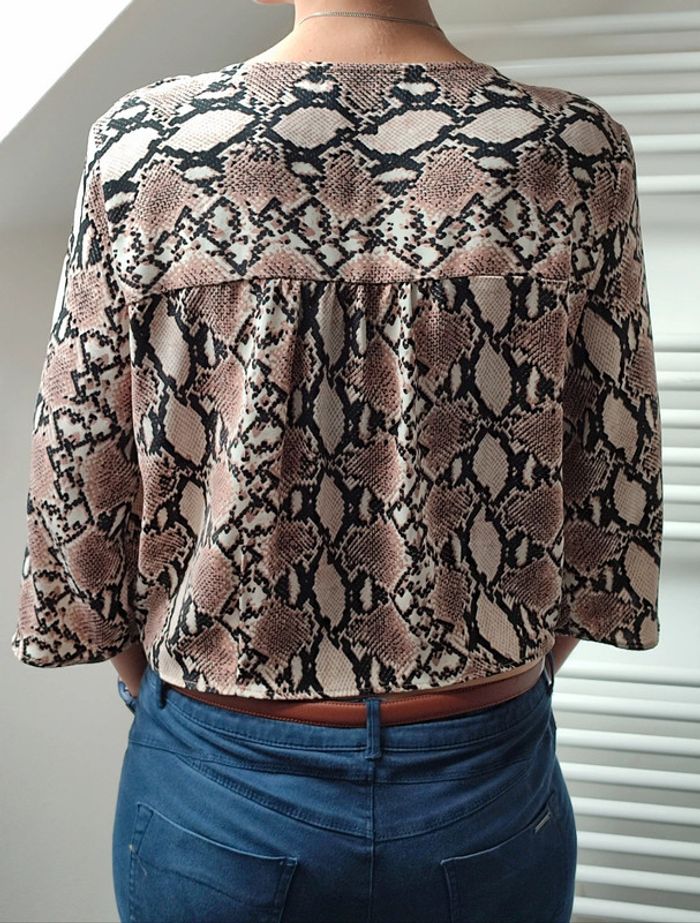 Top oversize fluide imprimé python - photo numéro 4