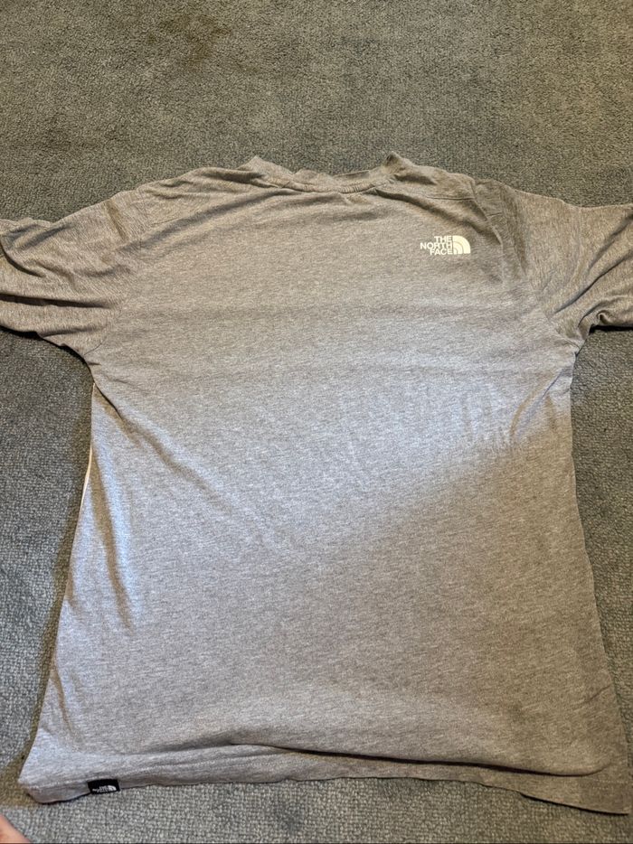 The North Face Men's Color Block Logo Tee - Gray/Black/White - Size [M] - photo numéro 4