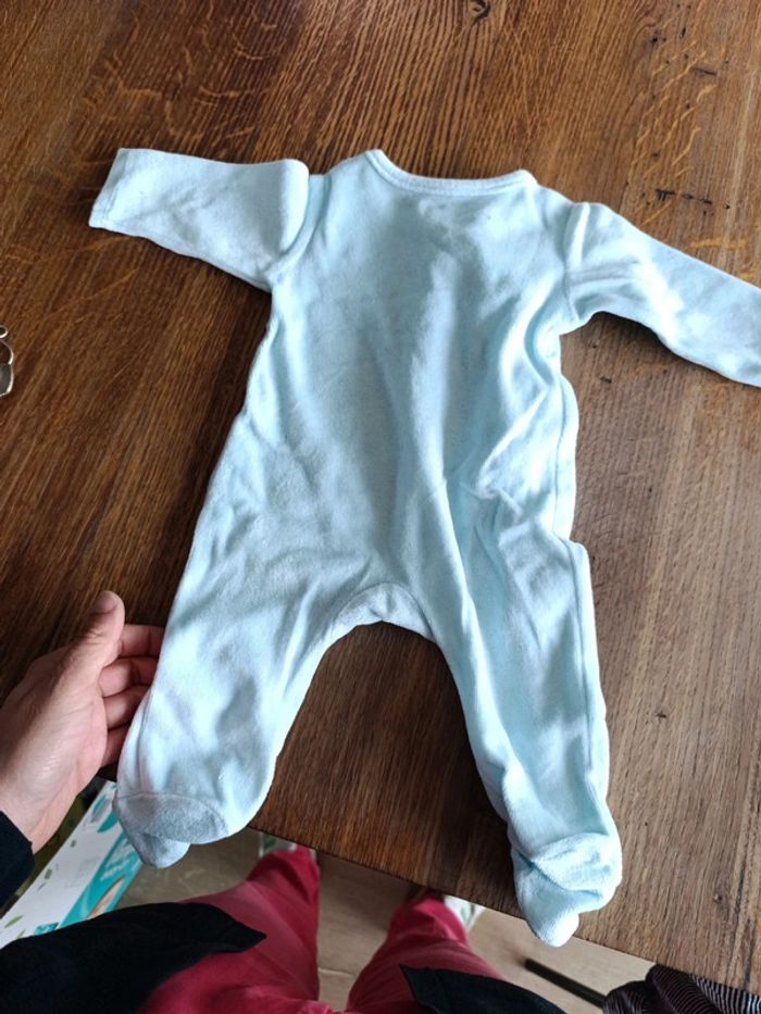 Pyjama 1 mois - photo numéro 4