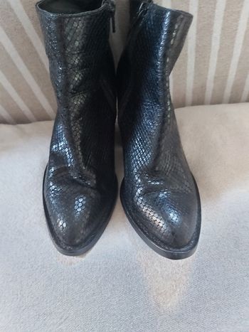 Bottines cuir petit talon  & motif  ecaillé