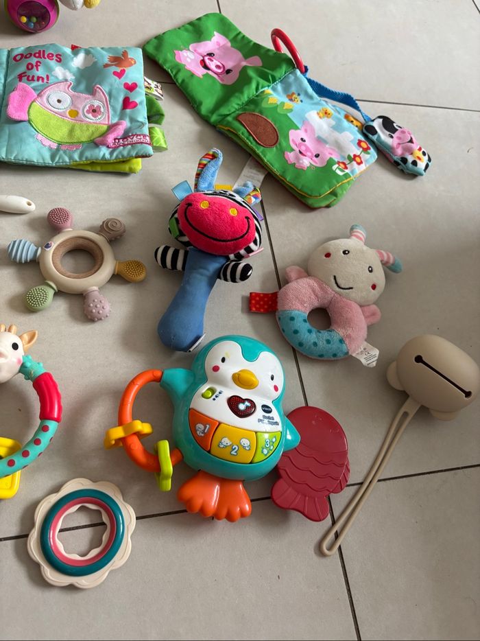 Lot jouets d’éveil de Bébé - photo numéro 4