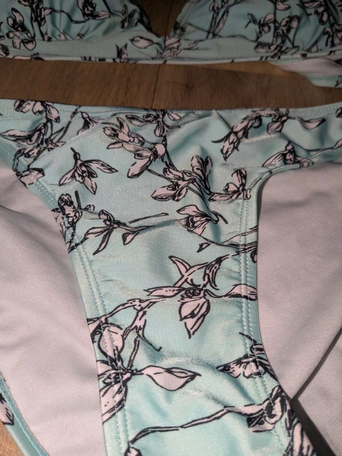 Maillot de bain 2 pièces - photo numéro 3