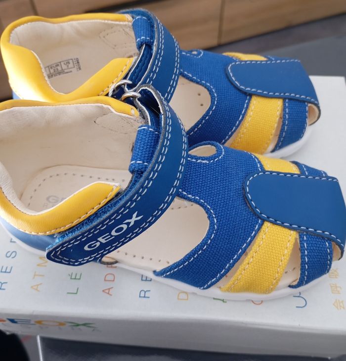 Geox neuves pour garçon en taille 23 - photo numéro 3